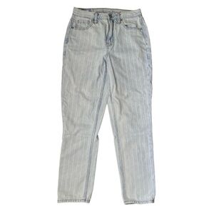 American Eagle Pin striped MOM JEAN Size 0 Short